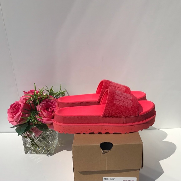 UGG Laton Slide - Picture 4 of 10